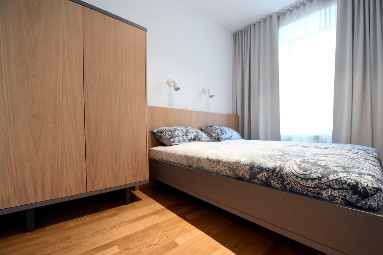 City Centre Chic Apartment Ljubljana 2/4 Екстер'єр фото